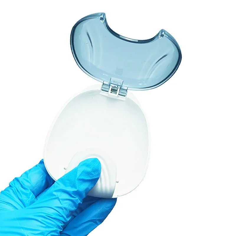 Коробка для чистки вставных зубов, контейнер для ванны для протезов, фиксатор, чехол
Коробка для чистки вставных зубов, контейнер для ванны для протезов, фиксатор, чехол