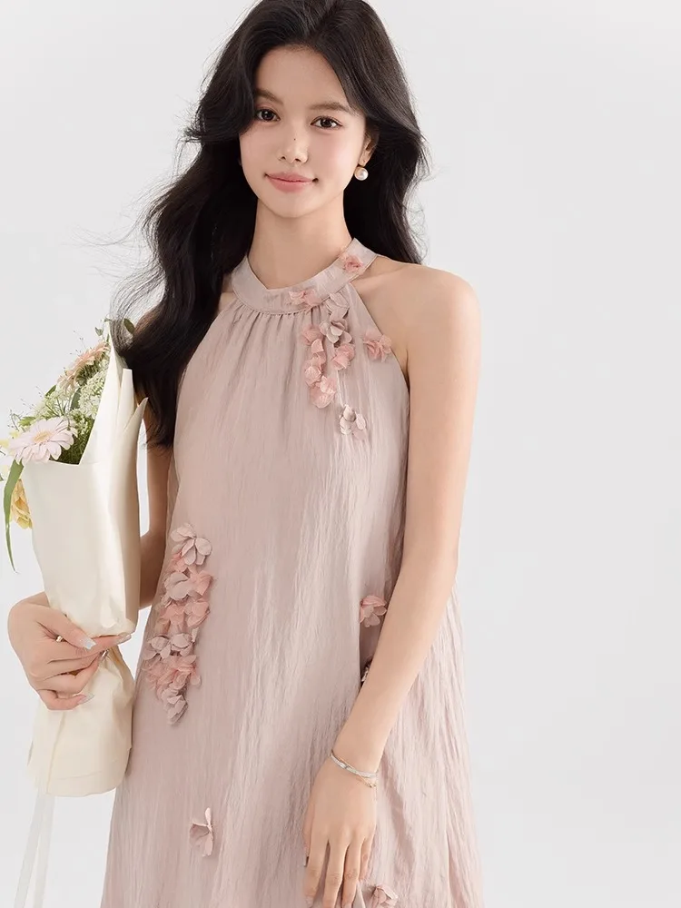 Hanging Neck Camisole Dress For Women'S Summer High-End Design, Elegant Floral Temperament, Long Skirt
Hanging Neck Camisole Dress For Women'S Summer High-End Design, Elegant Floral Temperament, Long Skirt