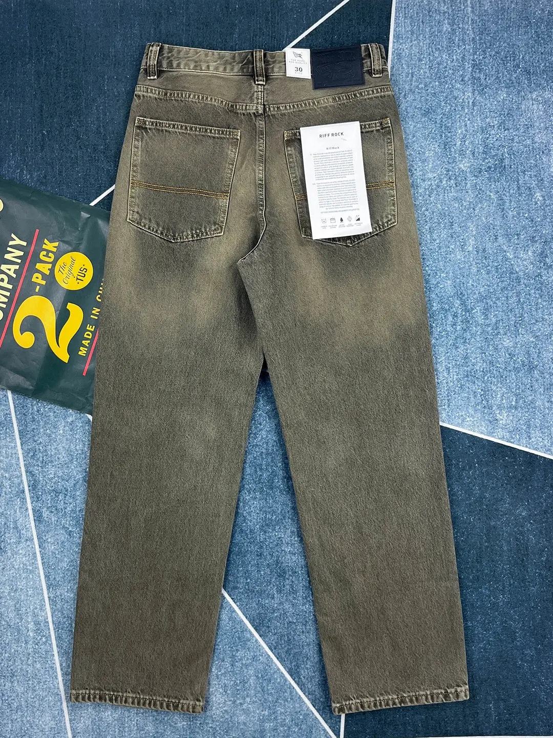 Q622# Spring New American Retro Heavyweight Denim Jeans Men's Amikaji 90% Cotton Washed Distressed Loose Straight Casual Pants
Q622# Spring New American Retro Heavyweight Denim Jeans Men's Amikaji 90% Cotton Washed Distressed Loose Straight Casual Pants