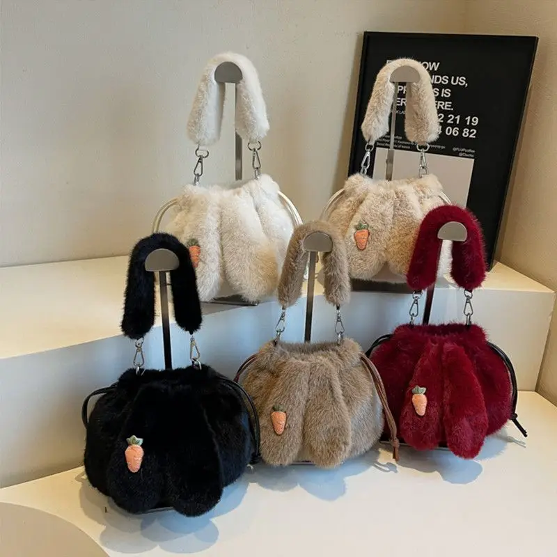 Funny Girlish Heart Bunny Ear Plush Bucket Bag Squishy Fuzzy Drawstring Crossbody Bag with Carrot Decor for Women Girl Daily Use
Funny Girlish Heart Bunny Ear Plush Bucket Bag Squishy Fuzzy Drawstring Crossbody Bag with Carrot Decor for Women Girl Daily Use