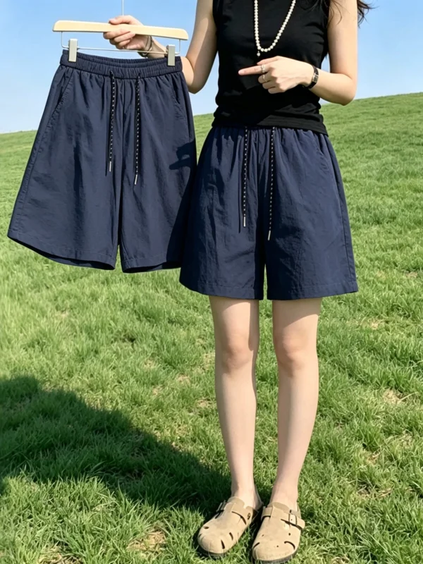 Dark Blue Women's High Waist A-Line Wide Leg Short Pants Summer Outdoor Wear Loose Slimming Casual Versatile Five-Point Pants
Dark Blue Women's High Waist A-Line Wide Leg Short Pants Summer Outdoor Wear Loose Slimming Casual Versatile Five-Point Pants