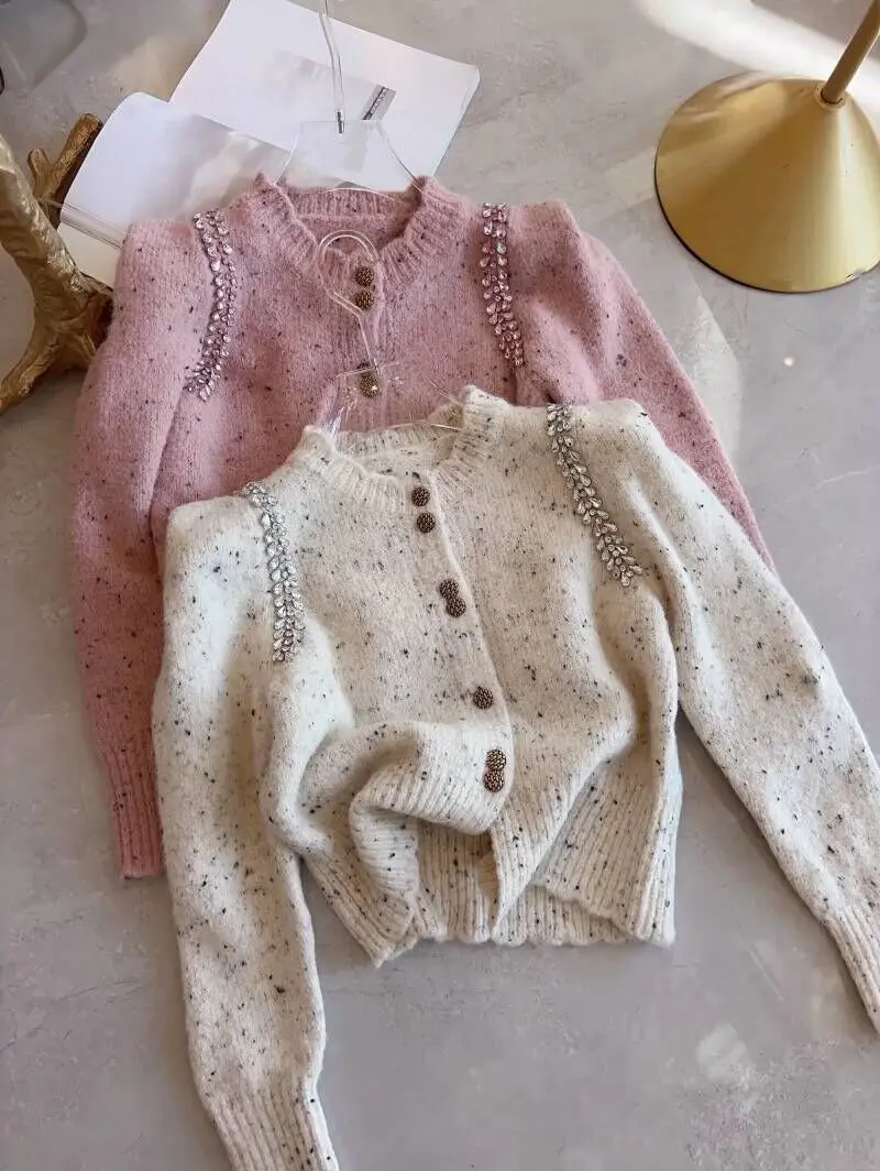 Korean Design Retro Knitted Cardigan Heavy Industry Diamond Sweater Single Breasted Irregular Loose Tops for Women X616
Korean Design Retro Knitted Cardigan Heavy Industry Diamond Sweater Single Breasted Irregular Loose Tops for Women X616
