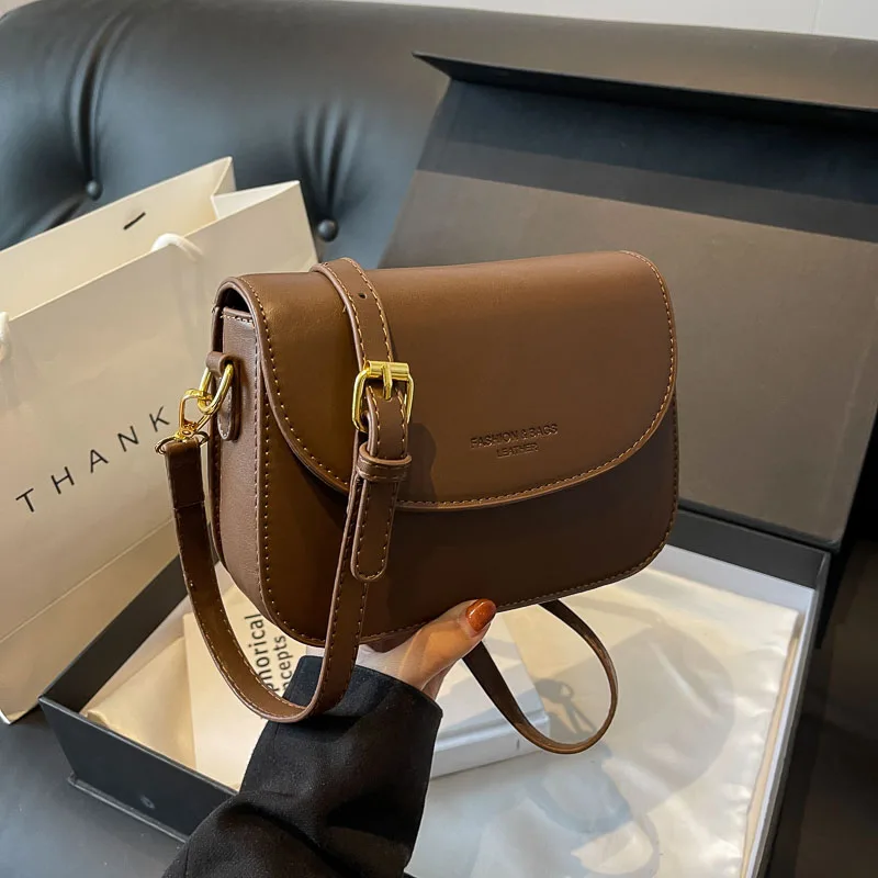 1pc Women's Crossbody Bag Shoulder Bag Square Bag,Fashionable, trendy, and high-end,With Adjustable Strap,Lightweight,
1pc Women's Crossbody Bag Shoulder Bag Square Bag,Fashionable, trendy, and high-end,With Adjustable Strap,Lightweight,