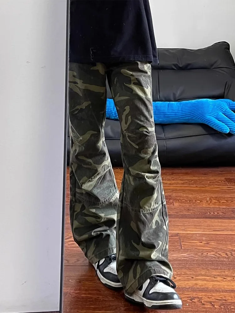 Мужские брюки в стиле американской уличной моды, камуфляжные, свободного кроя, прямые, с легким расклешением, повседневные, рабочие, длинные
Мужские брюки в стиле американской уличной моды, камуфляжные, свободного кроя, прямые, с легким расклешением, повседневные, рабочие, длинные
