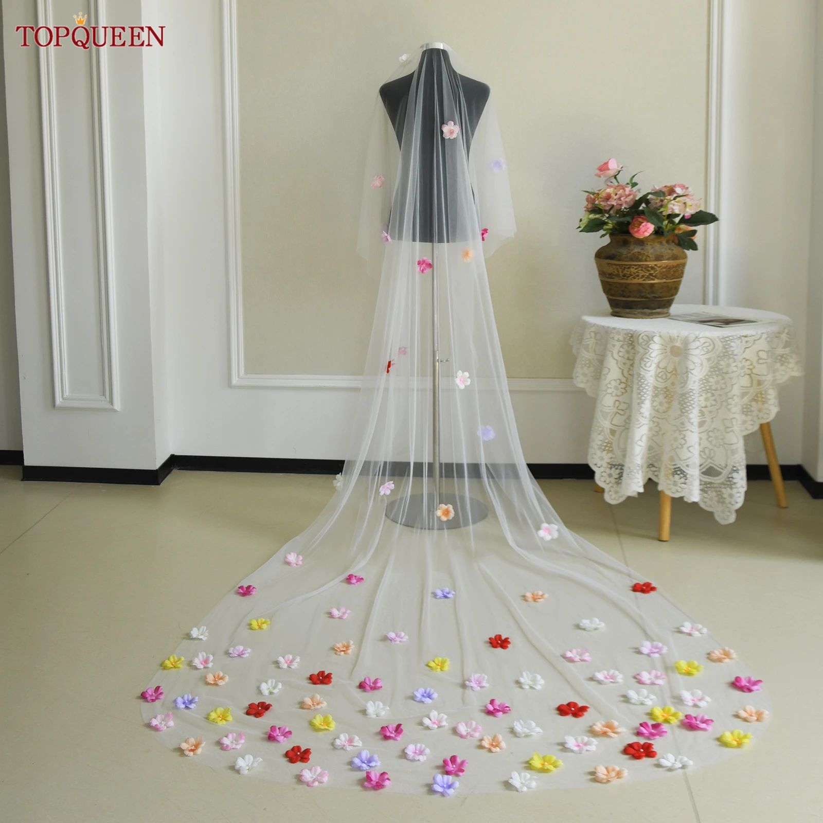 TOPQUEEN V276 Wedding Veil With 3d Colored Flowers Cathedral Veil Flower Bridal Veil Soft Tulle Veil Customizable
TOPQUEEN V276 Wedding Veil With 3d Colored Flowers Cathedral Veil Flower Bridal Veil Soft Tulle Veil Customizable