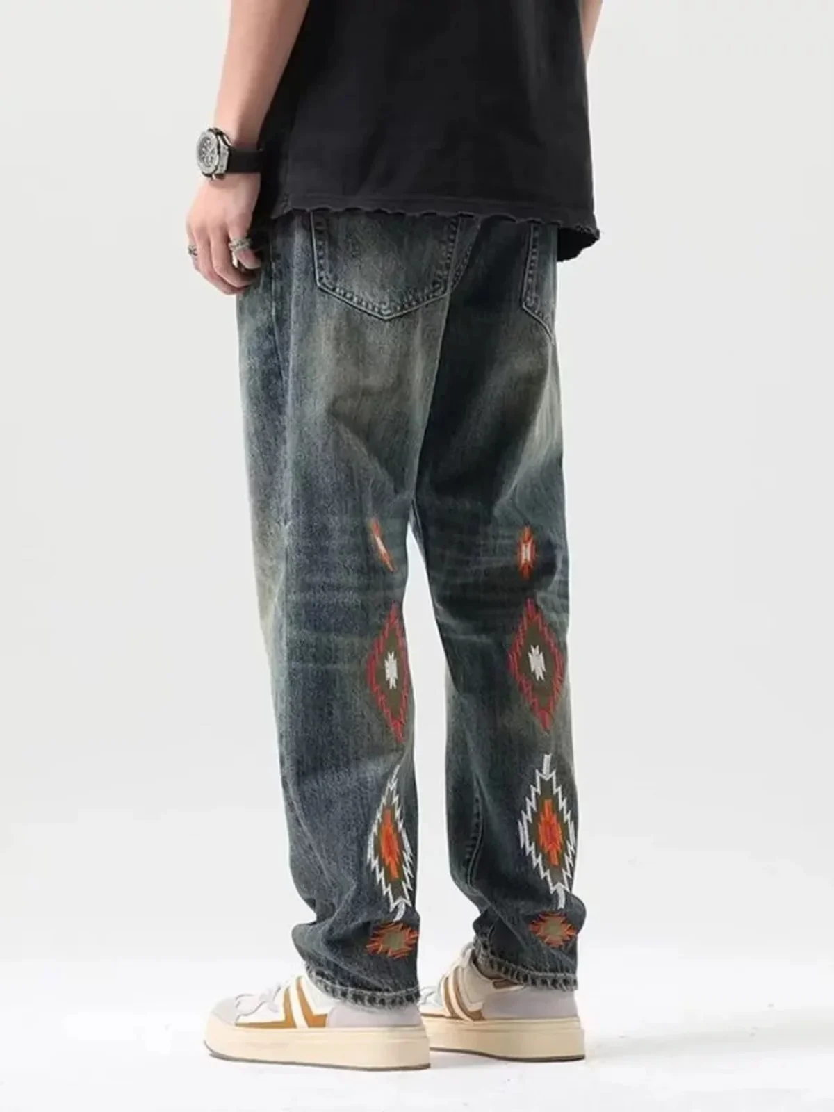 Retro Waed Embroidered Loose Straight Leg Jeans for Men Trendy Brand Youthful Wear All Seasons hine Embroidery Durabili
Retro Waed Embroidered Loose Straight Leg Jeans for Men Trendy Brand Youthful Wear All Seasons hine Embroidery Durabili