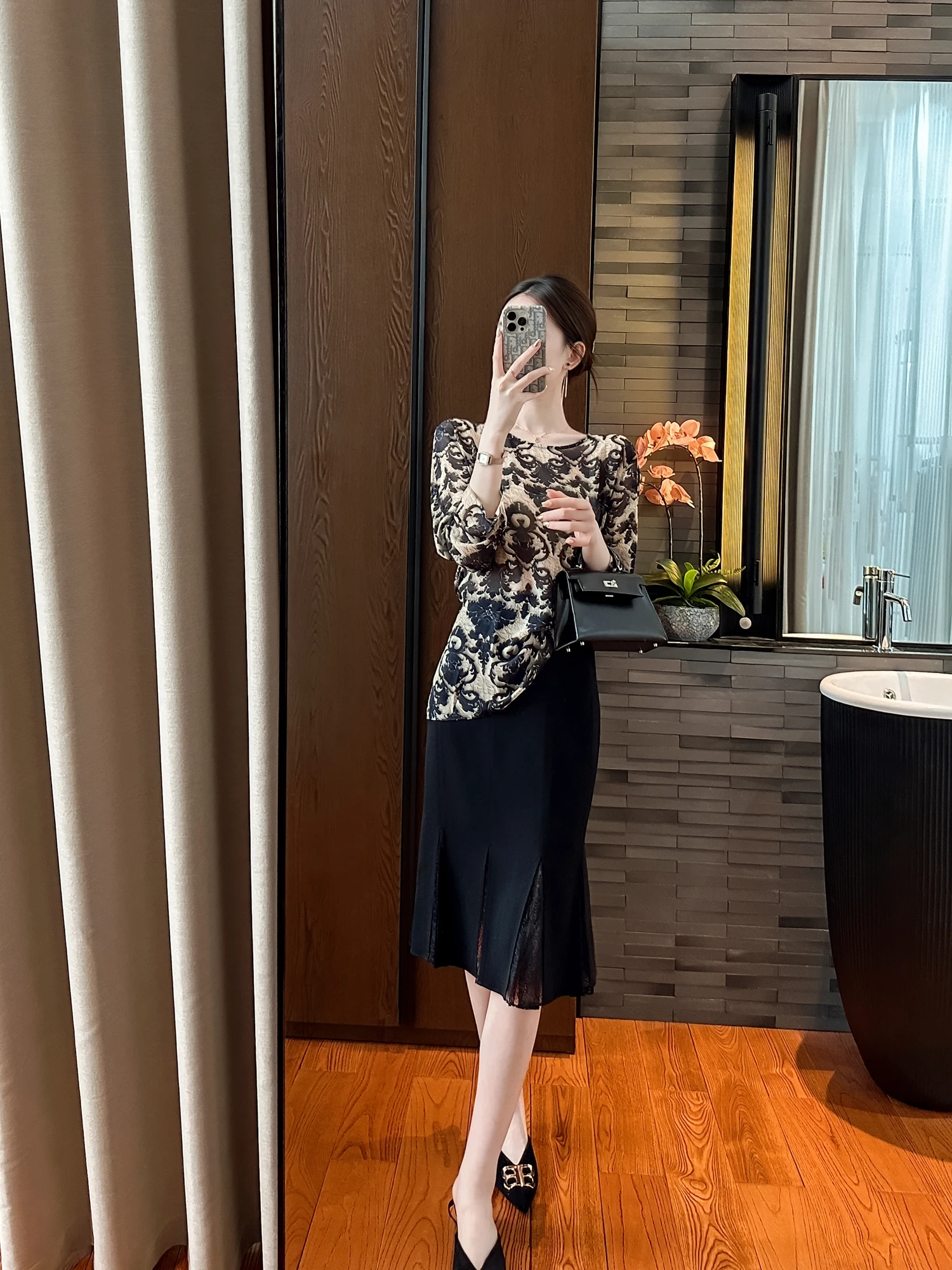 Ele Bla Lace Trim Skirt for Women Ci Commute High Waist Bodycon Skirt Office Suitable Faionable Lady's Skirt
Ele Bla Lace Trim Skirt for Women Ci Commute High Waist Bodycon Skirt Office Suitable Faionable Lady's Skirt