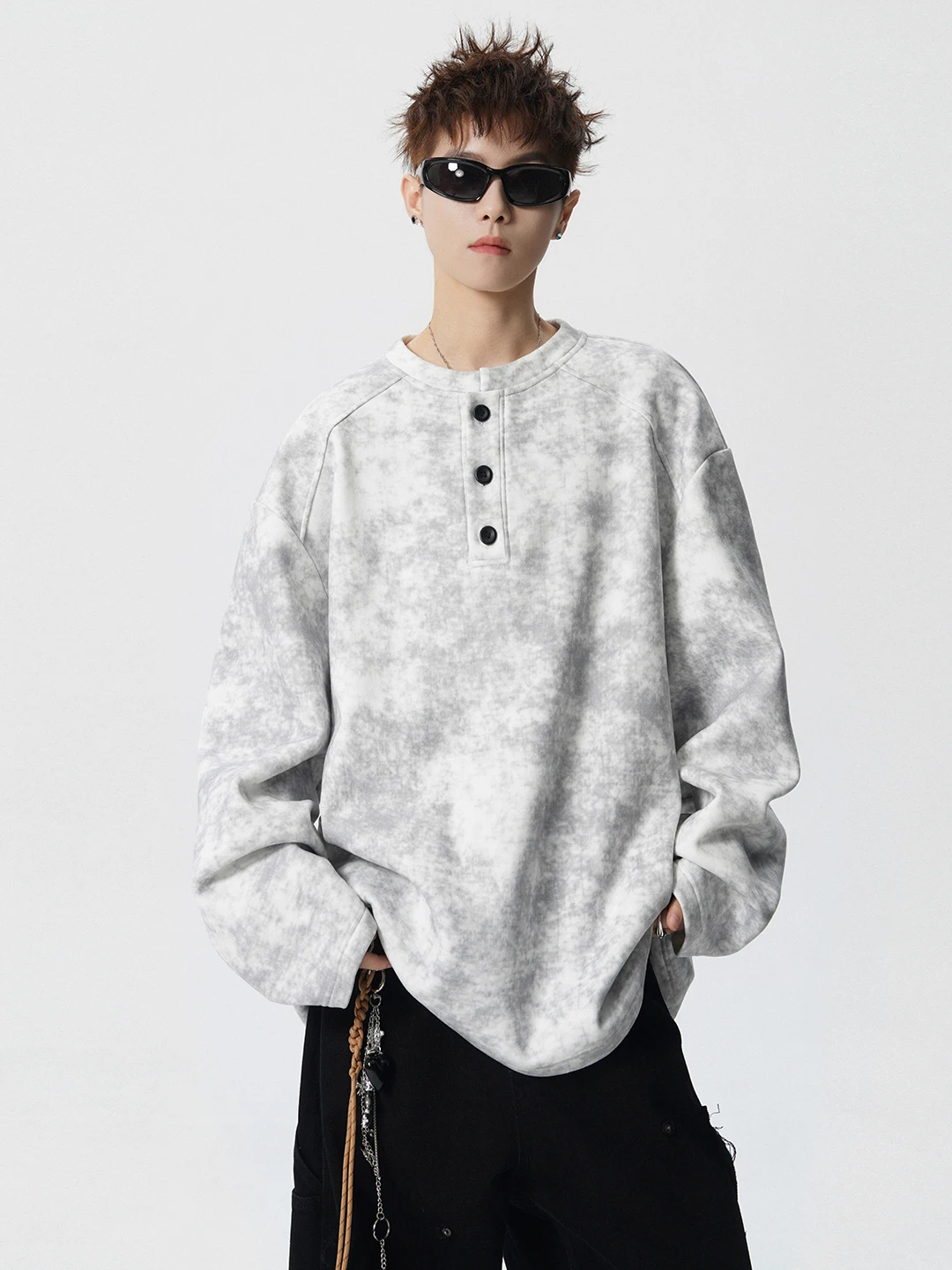 American Sle Dyed Long Sve Base irt Men's Winter Velvet Inner Wear Loose Henry Collar Sweatirt Polyester Fiber
American Sle Dyed Long Sve Base irt Men's Winter Velvet Inner Wear Loose Henry Collar Sweatirt Polyester Fiber