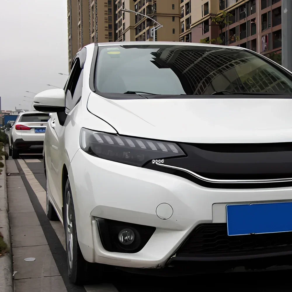 Для Honda Fit GK5 2014-2020 светодиодные передние фонари автомобиля в сборе, обновленный стример, динамический 4-объектив проектора, аксессуары для автомобильных фар
Для Honda Fit GK5 2014-2020 светодиодные передние фонари автомобиля в сборе, обновленный стример, динамический 4-объектив проектора, аксессуары для автомобильных фар