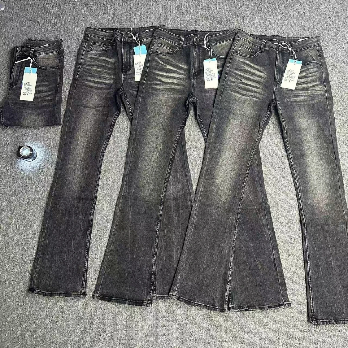 Мужские джинсы American High Street: облегающие, эластичные, повседневные, прямого кроя, с градиентным цветом, из смесового хлопка и полиэстера, износостойкие
Мужские джинсы American High Street: облегающие, эластичные, повседневные, прямого кроя, с градиентным цветом, из смесового хлопка и полиэстера, износостойкие