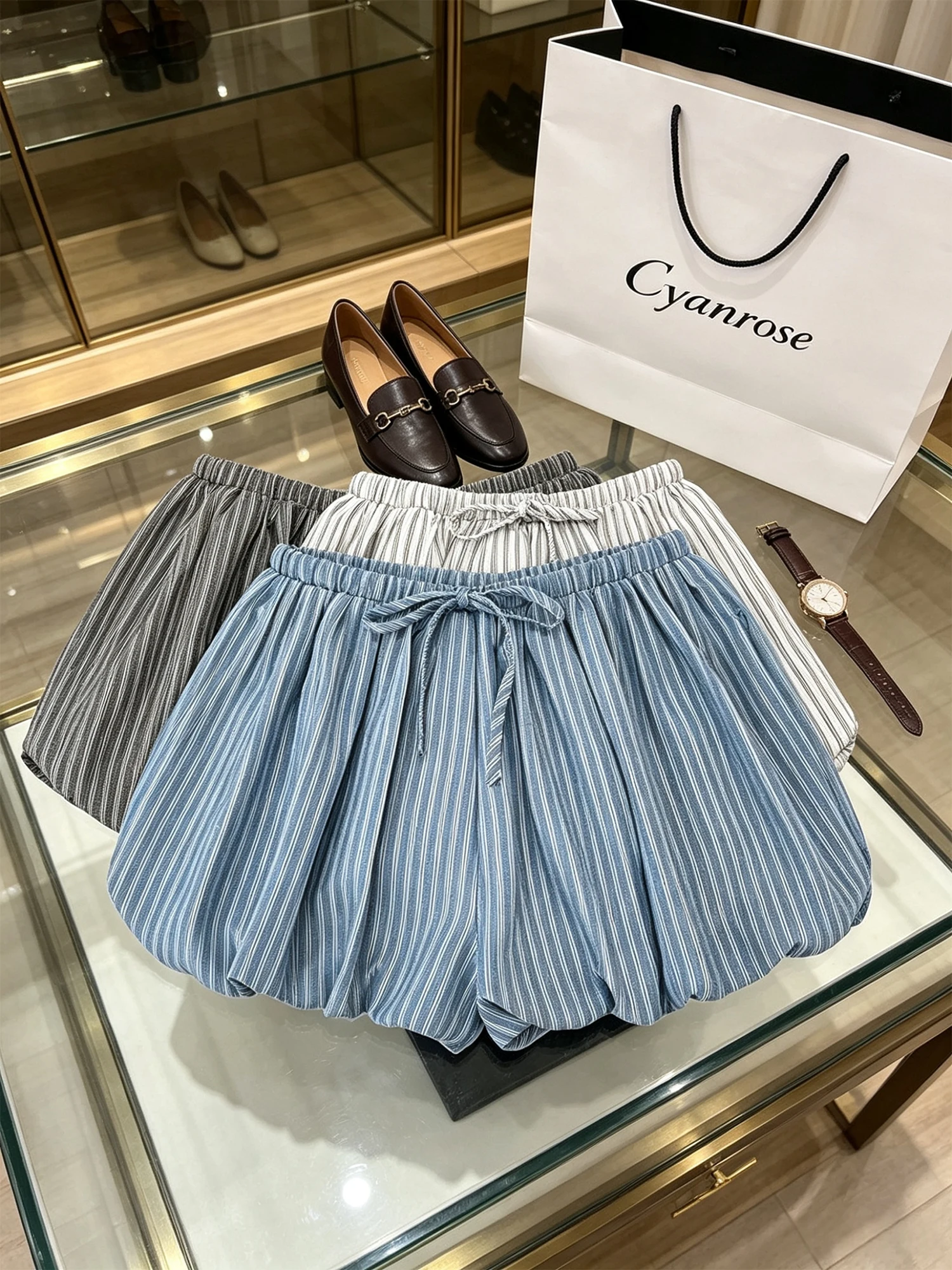 Women's Blue Striped Shorts Drawstring Elastic High Waist Shorts Y2K Gyaru Vintage Short Pants Korean Style Bud Hot Pants Summer
Women's Blue Striped Shorts Drawstring Elastic High Waist Shorts Y2K Gyaru Vintage Short Pants Korean Style Bud Hot Pants Summer