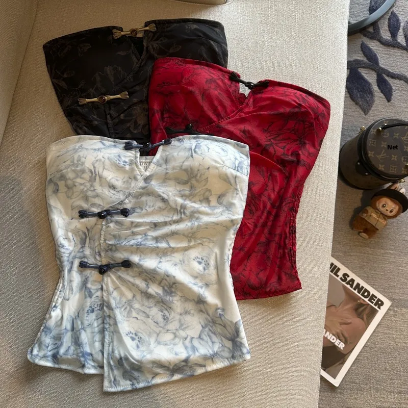 New Chinese Style Blue And White Porcelain Ink Painting Tube Top Vest Women's Summer Sexy Girl Beautiful Wrap Chest Top
New Chinese Style Blue And White Porcelain Ink Painting Tube Top Vest Women's Summer Sexy Girl Beautiful Wrap Chest Top