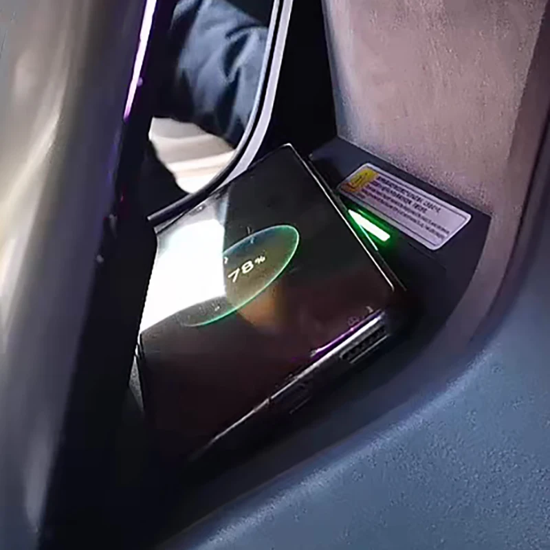 Автомобильное беспроводное зарядное устройство 15 Вт, зарядное устройство для телефона, держатель для Land Rover Range Rover Velar 2017 2018 2019 2020
Автомобильное беспроводное зарядное устройство 15 Вт, зарядное устройство для телефона, держатель для Land Rover Range Rover Velar 2017 2018 2019 2020