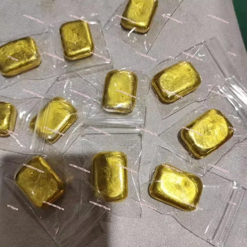 About 50 grams of Sikkim raw materials, pure gold color can be burned, melted without discoloration, and can be shaped twice.
About 50 grams of Sikkim raw materials, pure gold color can be burned, melted without discoloration, and can be shaped twice.