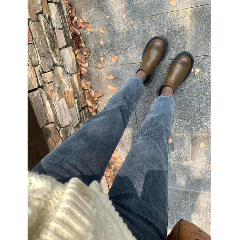 High Waist Straight Leg Jeans plus Size Women's Loose Fit Slimming Hong Kong Style Retro Versatile Denim Pants for Spring Aut...
High Waist Straight Leg Jeans plus Size Women's Loose Fit Slimming Hong Kong Style Retro Versatile Denim Pants for Spring Aut...