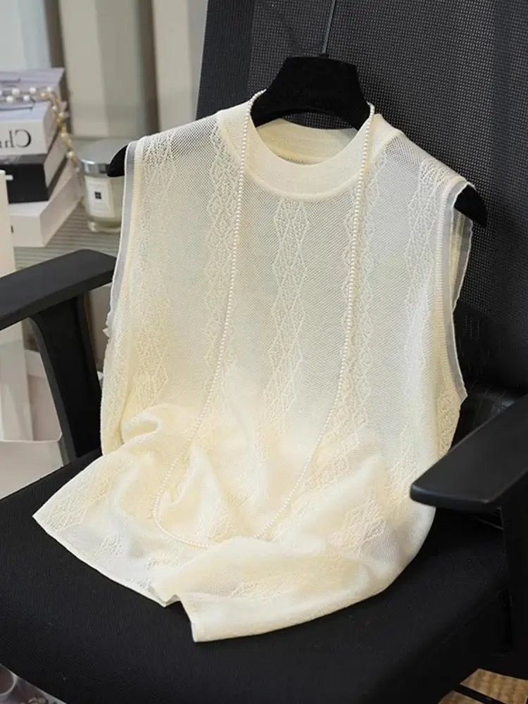 Heavyweight Knitted Floral Embroidery Vest Sleeveless Base Shirt Korean Style Summer Fashion Design Lightweight Comfortable
Heavyweight Knitted Floral Embroidery Vest Sleeveless Base Shirt Korean Style Summer Fashion Design Lightweight Comfortable