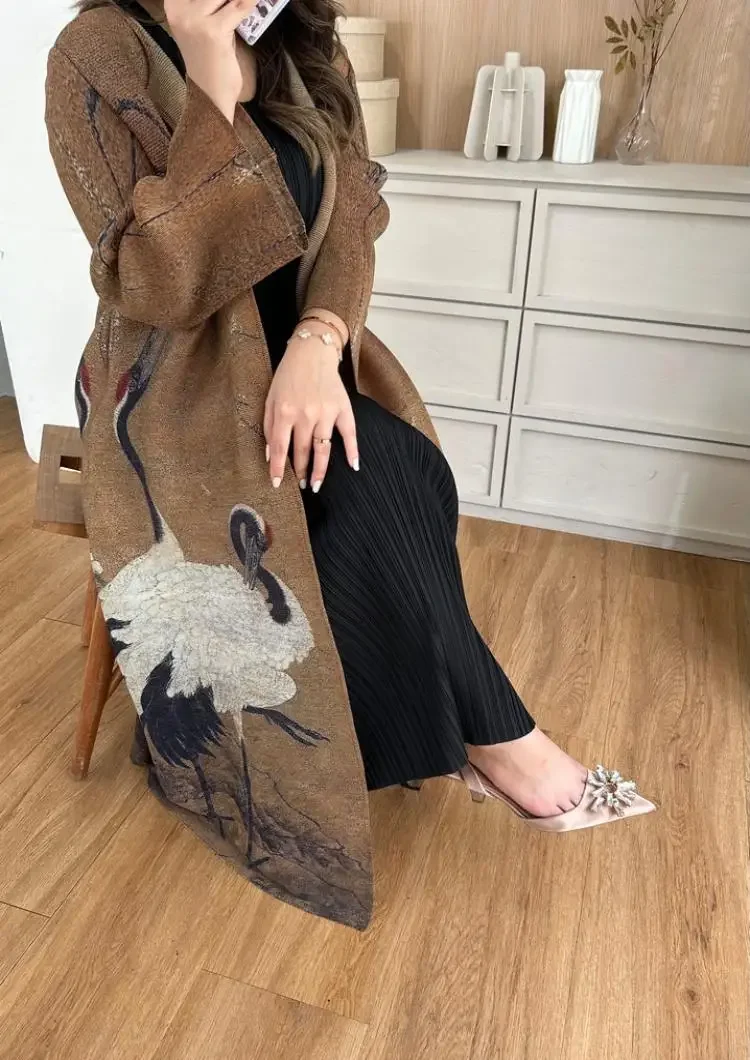 Arab Ethnic Style Abaya Printed Pleated Long Cloak Robe, 2024 Miyake Women's Large Lapel Lace Up Cardigan Dress
Arab Ethnic Style Abaya Printed Pleated Long Cloak Robe, 2024 Miyake Women's Large Lapel Lace Up Cardigan Dress