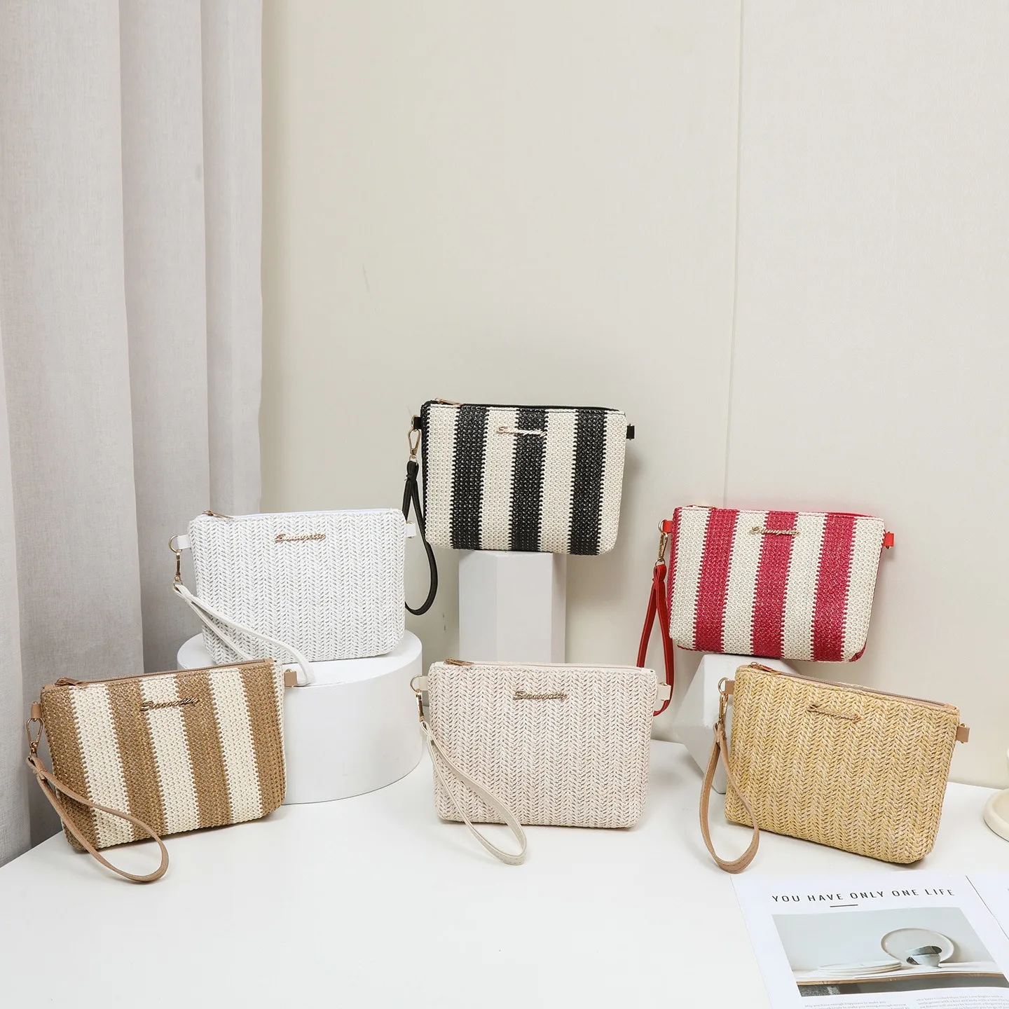 Плетеная женская сумка из ротанга, пляжная летняя маленькая сумочка и сумка-тоут, женская сумка через плечо, дизайнерская сумка-клатч для путешествий
Плетеная женская сумка из ротанга, пляжная летняя маленькая сумочка и сумка-тоут, женская сумка через плечо, дизайнерская сумка-клатч для путешествий