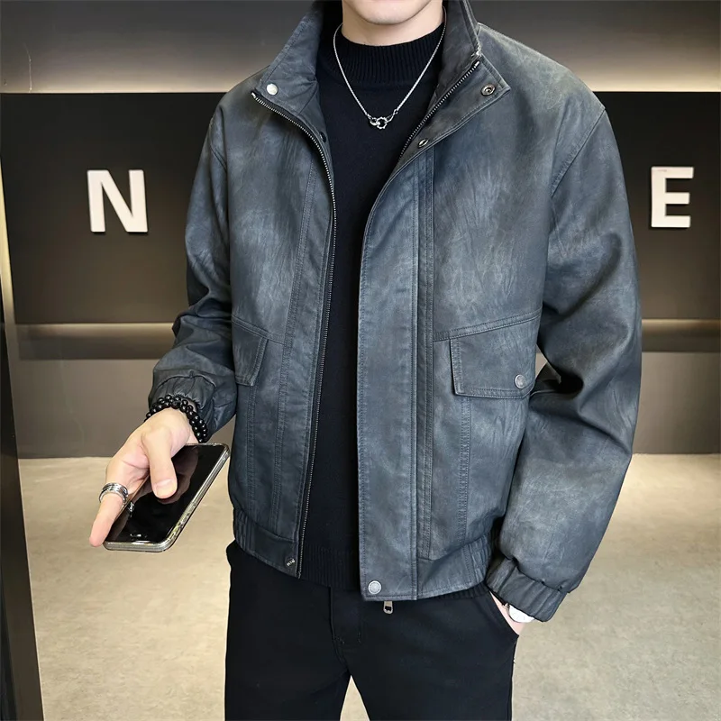 Высококачественная мужская кожаная куртка-косуха в простом стиле, с воротником-стойкой, осенняя новинка, с длинными рукавами, хлопок
Высококачественная мужская кожаная куртка-косуха в простом стиле, с воротником-стойкой, осенняя новинка, с длинными рукавами, хлопок