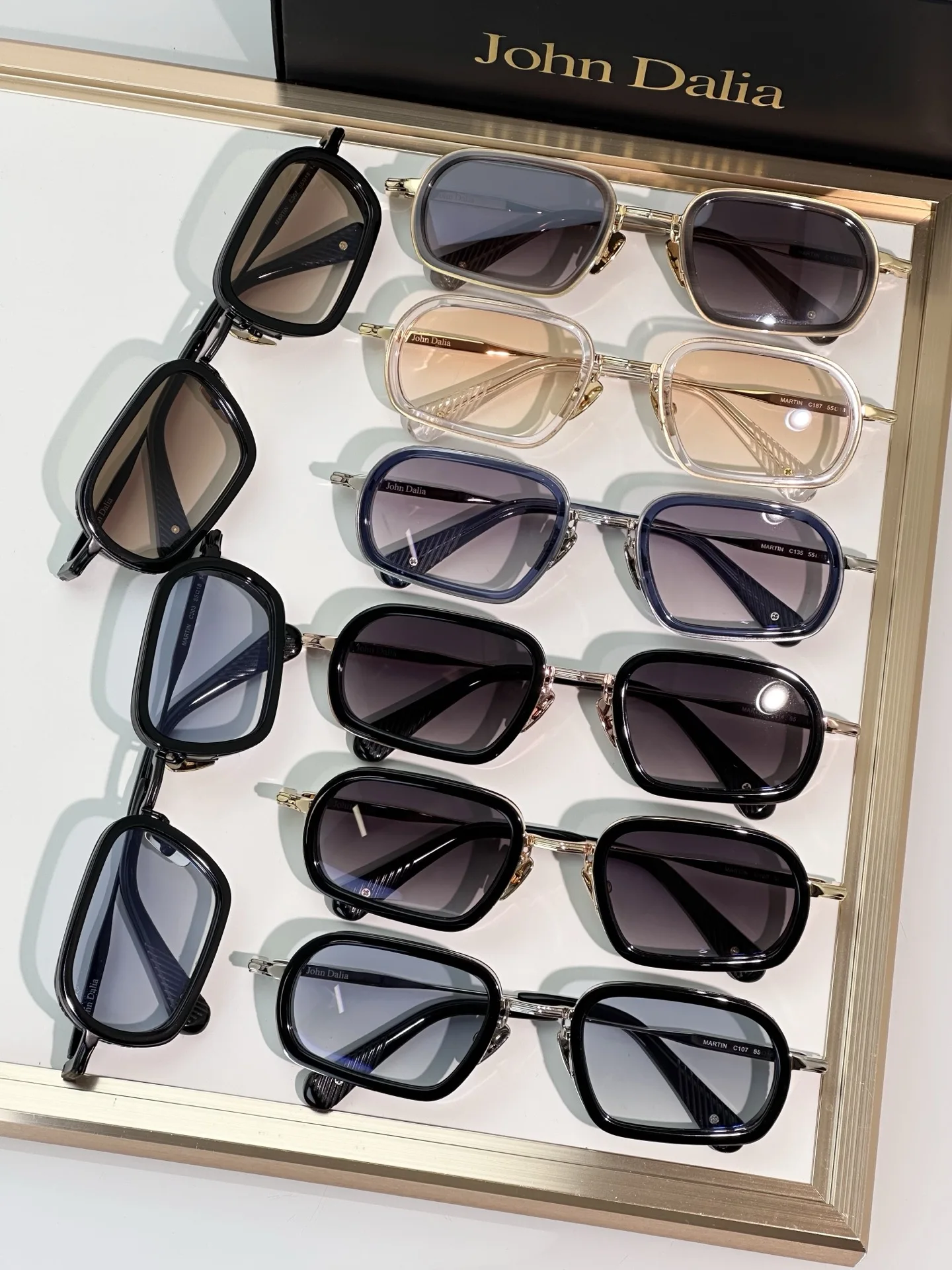 Top High Quality Sunglasses for Men Women For JOHN DALIA JD MARTIN Style UV400 Retro Fashion Special Design Sun Glasses with box
Top High Quality Sunglasses for Men Women For JOHN DALIA JD MARTIN Style UV400 Retro Fashion Special Design Sun Glasses with box