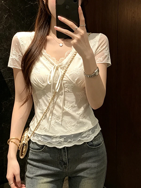 Summer 2026 Women's plus Size Pure Desire Sexy V-neck Lace Knot Short Sleeve Base Shirt Top Korean Style Commute
Summer 2026 Women's plus Size Pure Desire Sexy V-neck Lace Knot Short Sleeve Base Shirt Top Korean Style Commute