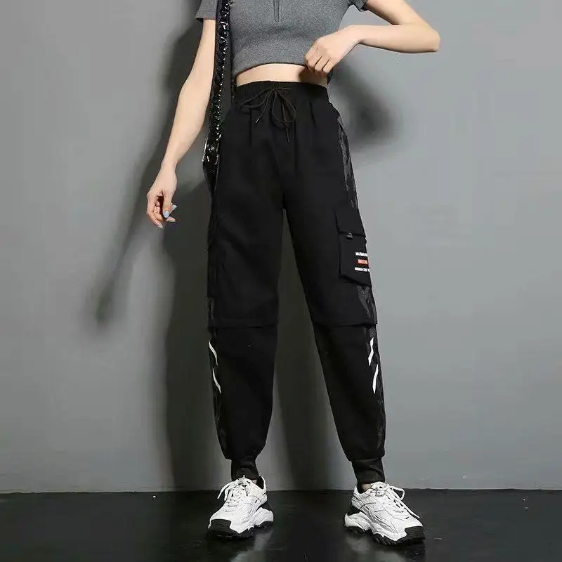 Plus size Retro Spring and summer quick dry cargo pants women outdoor sports cool street wide-legged bound two dance pants
Plus size Retro Spring and summer quick dry cargo pants women outdoor sports cool street wide-legged bound two dance pants