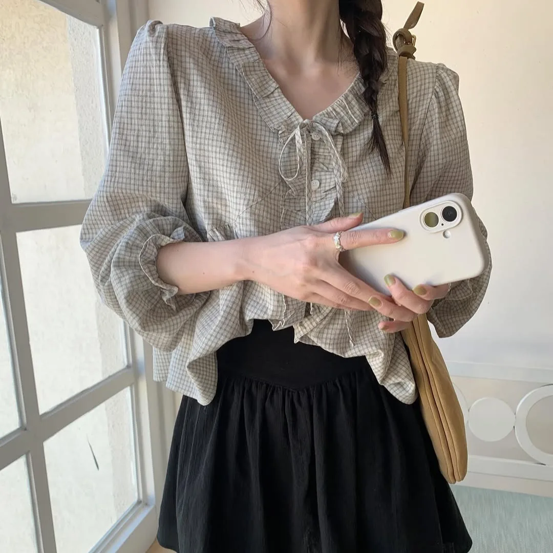 2026 Summer New Chic Fashionable Loose Long Sleeve Shirt Two Color Plaid Decorative Lace Trim Versatile Style Korean Trend
2026 Summer New Chic Fashionable Loose Long Sleeve Shirt Two Color Plaid Decorative Lace Trim Versatile Style Korean Trend