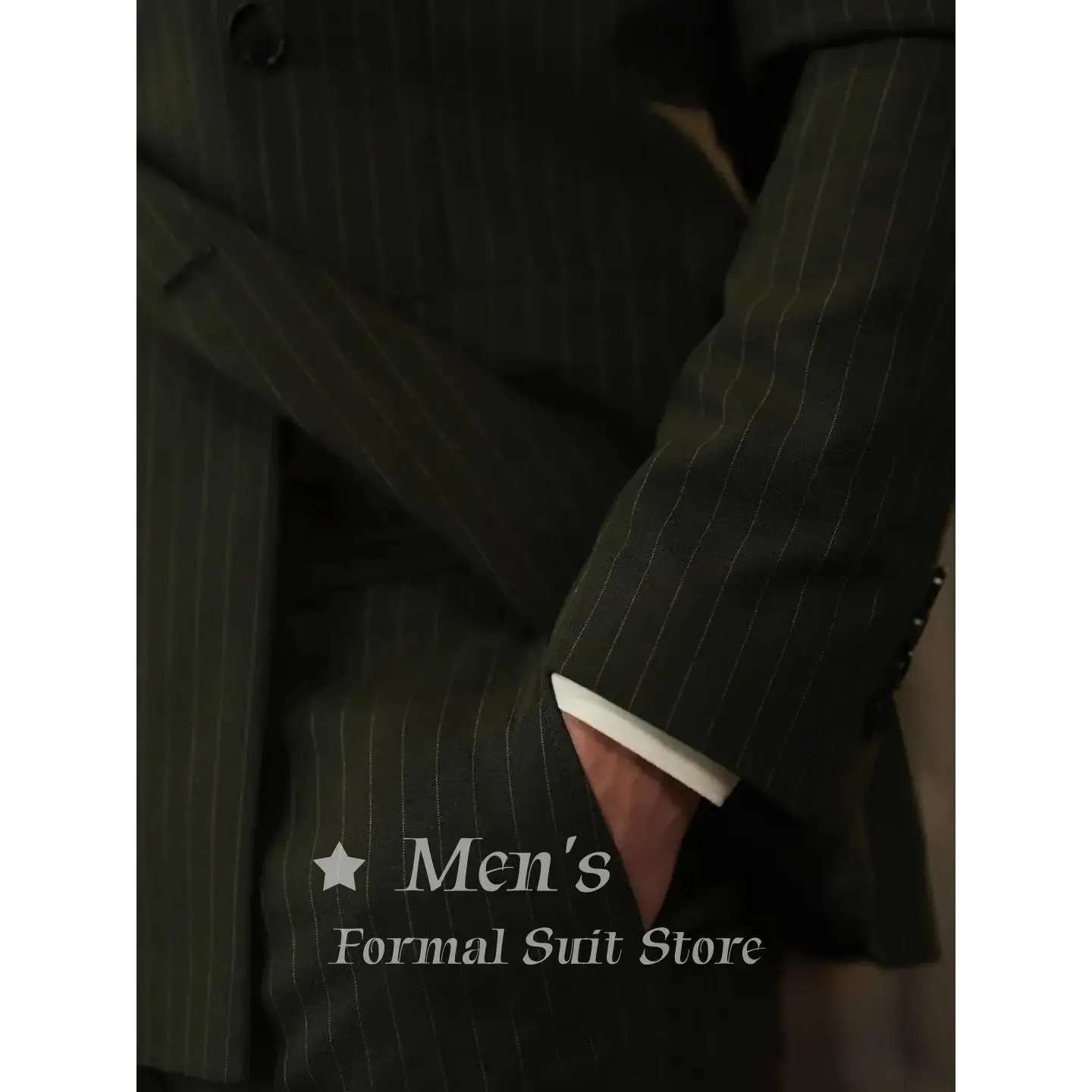 Mens Olive Green Pinstripe 2 Piece Suit Double Breasted Peak Lapel Slim Fit Pants Formal Business Wedding Groom Customized
Mens Olive Green Pinstripe 2 Piece Suit Double Breasted Peak Lapel Slim Fit Pants Formal Business Wedding Groom Customized