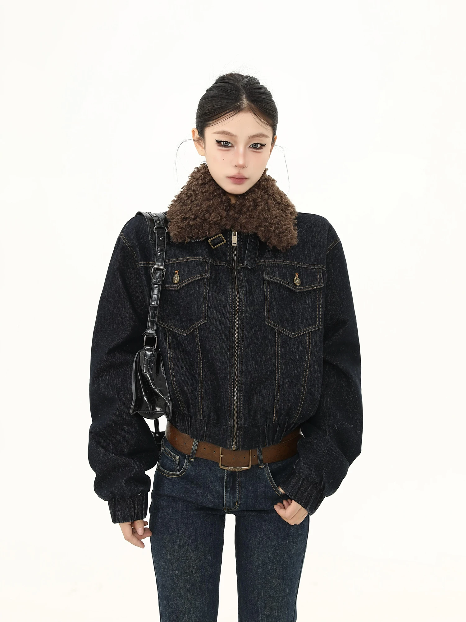 Warmth Women's Cotton Flannel Jaet with Fur Collar American Retro Sle Casual Outerwear for Autumn And Winter Street Faion
Warmth Women's Cotton Flannel Jaet with Fur Collar American Retro Sle Casual Outerwear for Autumn And Winter Street Faion