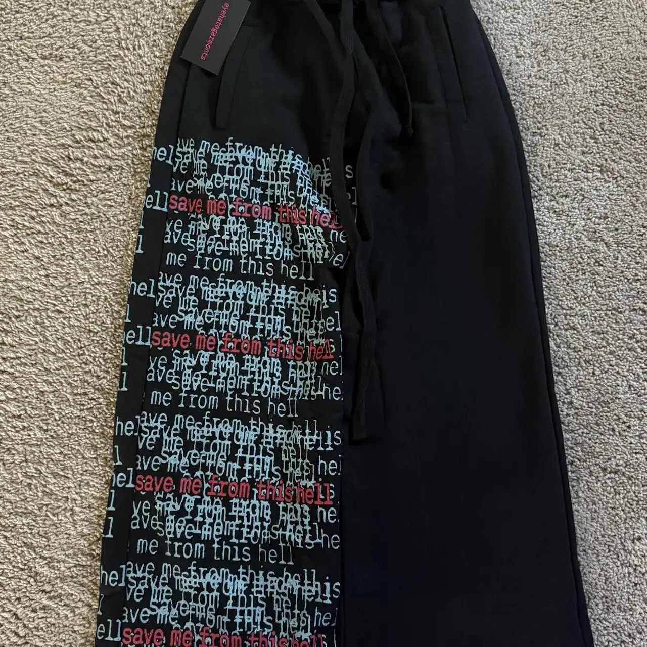 Y2k Multi letter Sweatpants Men Casual Baggy Pants Gym Trousers Elastic Waist Sports Pants Streetwear Joggings Men Clothing
Y2k Multi letter Sweatpants Men Casual Baggy Pants Gym Trousers Elastic Waist Sports Pants Streetwear Joggings Men Clothing