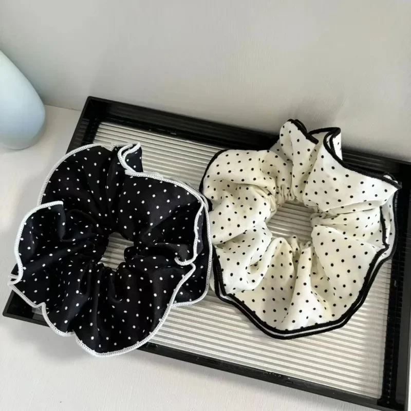 Classic Polka Dot Scrunchie Headband Gentle Style Bow Hair Tie for Women Daily Fashion Hairband Ponytail Accessory
Classic Polka Dot Scrunchie Headband Gentle Style Bow Hair Tie for Women Daily Fashion Hairband Ponytail Accessory