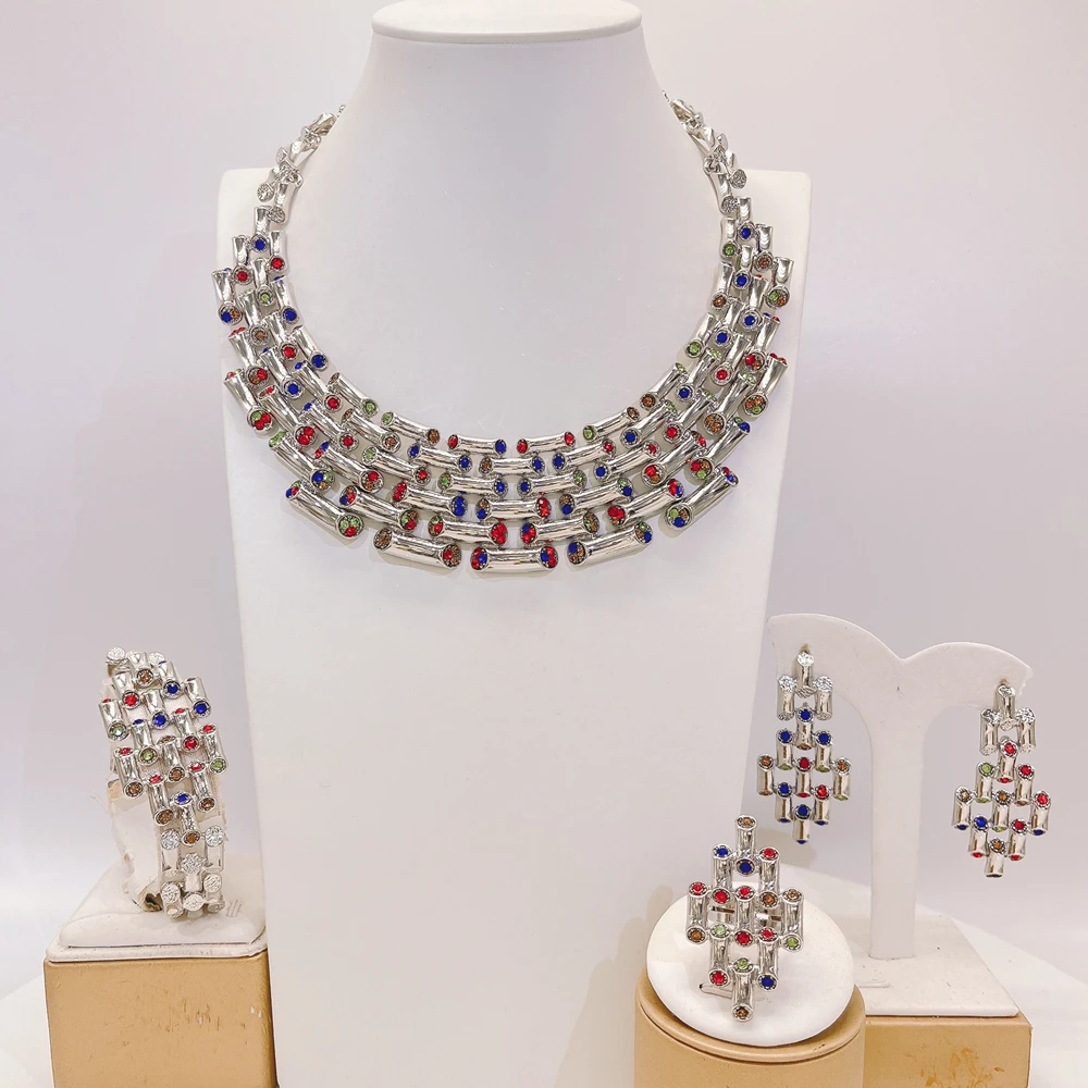 Italian High-Quality New Jewelry Set Silver Color Exquisite Fashion Lightweight Jewelry Accessories
Italian High-Quality New Jewelry Set Silver Color Exquisite Fashion Lightweight Jewelry Accessories