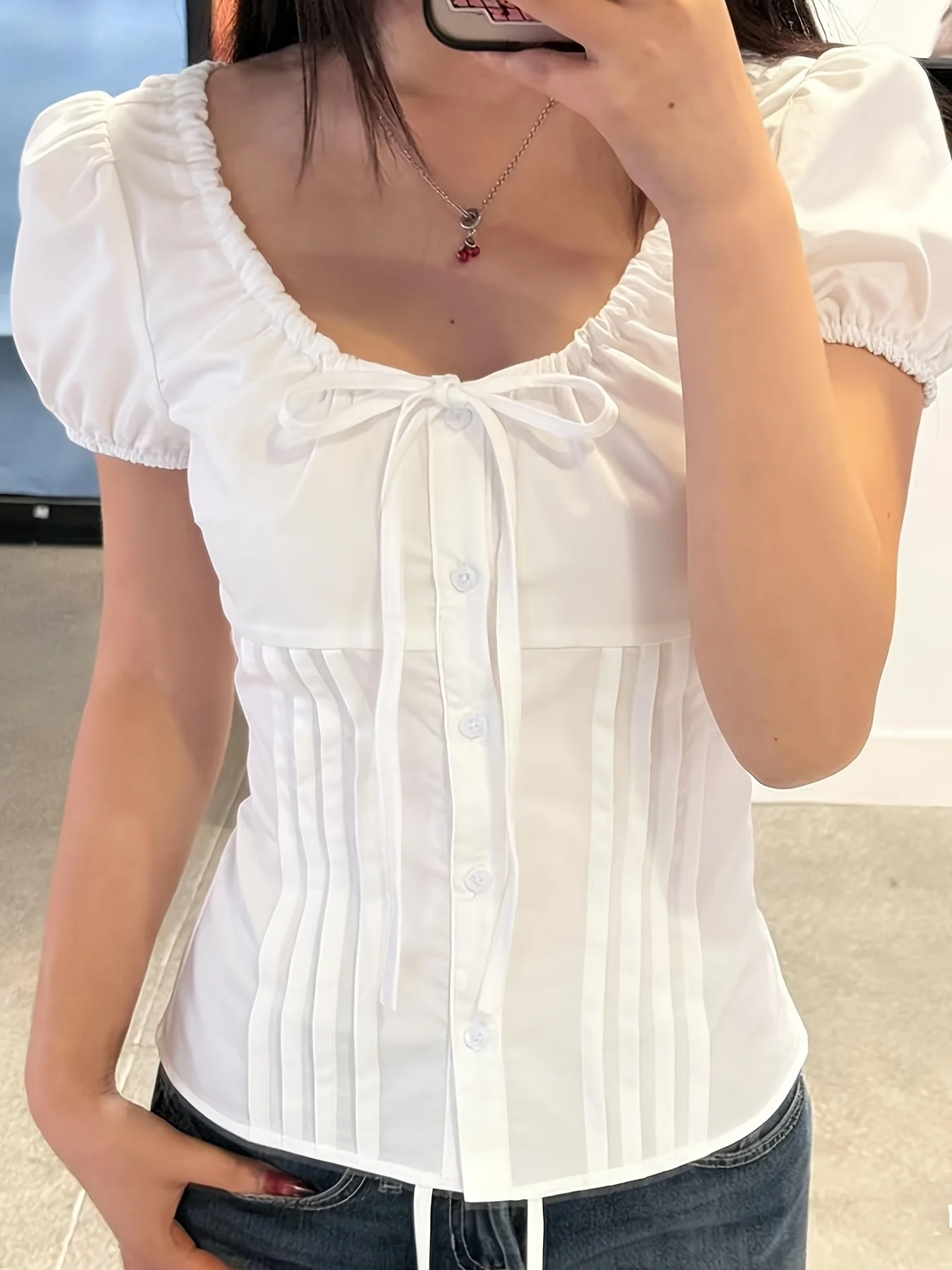 Spliced Lace-Up Korean Style Shirt Solid Color Buttoned Round Neck Short-Sleeved T-Shirt French Style
Spliced Lace-Up Korean Style Shirt Solid Color Buttoned Round Neck Short-Sleeved T-Shirt French Style