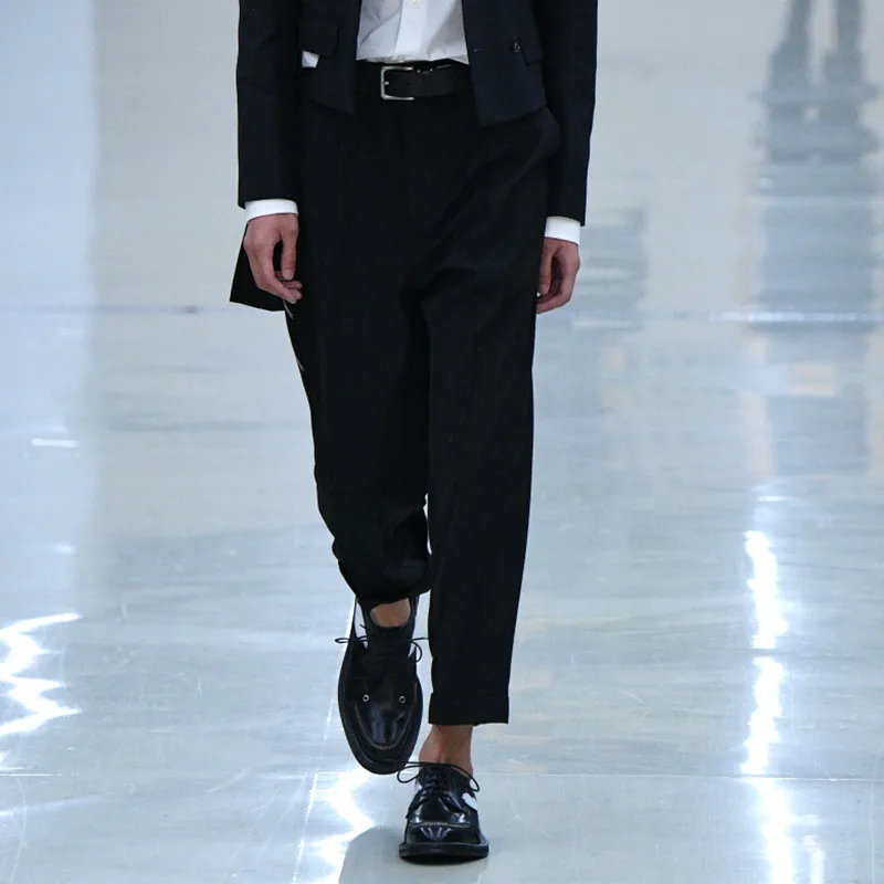 Men's Black Loose Legged Pants, New Autumn Japanese Style, Simple And Slim, Fashionable 9-Point Small Straight Tube Casual Pants
Men's Black Loose Legged Pants, New Autumn Japanese Style, Simple And Slim, Fashionable 9-Point Small Straight Tube Casual Pants