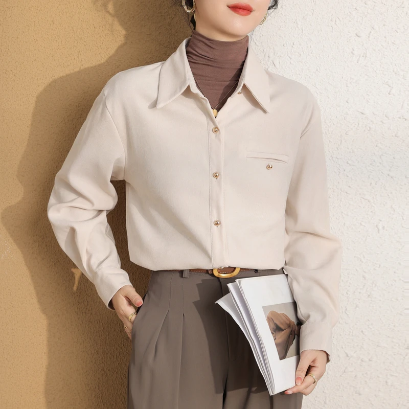 Autumn Winter Corduroy Women's Blouse 2023 New Long Sleeve Single Breasted Casual Loose Office Shirts Tops Red Female
Autumn Winter Corduroy Women's Blouse 2023 New Long Sleeve Single Breasted Casual Loose Office Shirts Tops Red Female