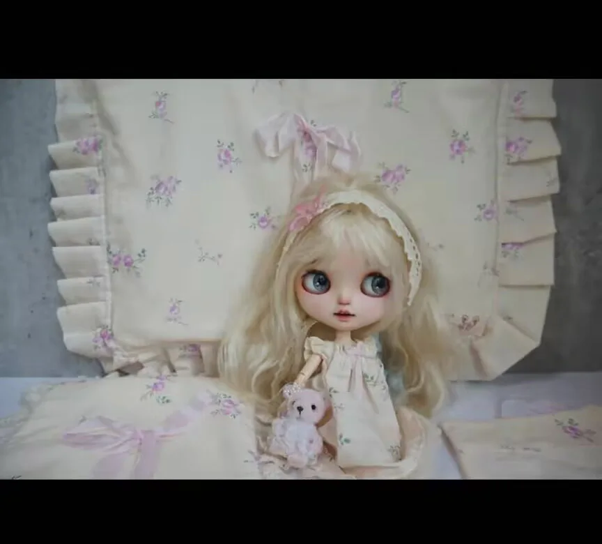 2025 rural floral style Blythe/landoudou doll bag/night dress set (Fit for Lulu,ymy24,Ob22,24,26,zone, Jenny)
2025 rural floral style Blythe/landoudou doll bag/night dress set (Fit for Lulu,ymy24,Ob22,24,26,zone, Jenny)