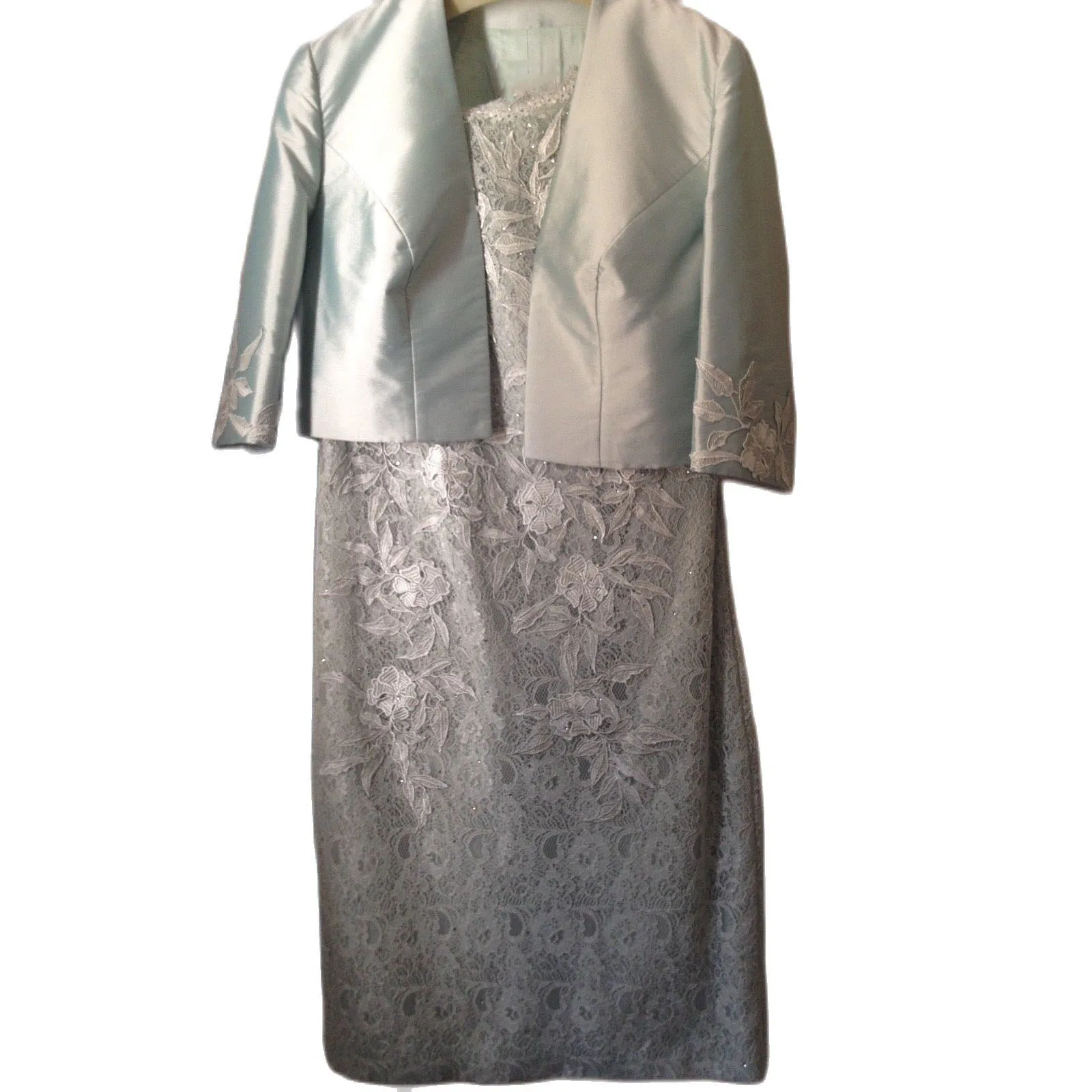 A Line Lace Satin Off Shulder Crystals Mother Of The Bride Dress Outfits Evening Formal Prom Knee Length With Free Jacket
A Line Lace Satin Off Shulder Crystals Mother Of The Bride Dress Outfits Evening Formal Prom Knee Length With Free Jacket