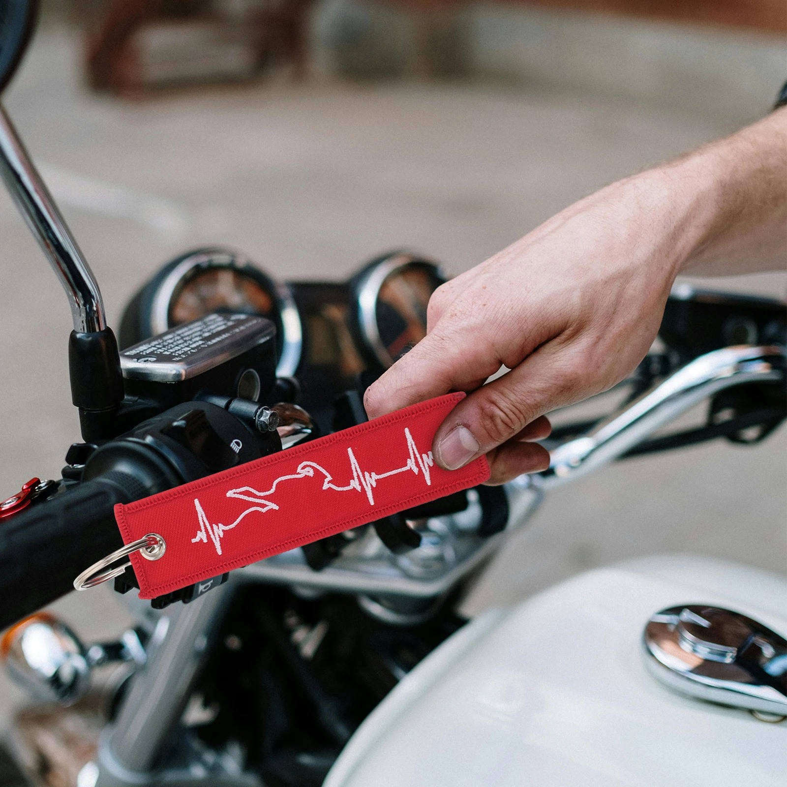 Keychain Red Heartbeat Black Background Embroidered Keyrings Car Keys Durable Polyester Motorcycle Cool Pendant
Keychain Red Heartbeat Black Background Embroidered Keyrings Car Keys Durable Polyester Motorcycle Cool Pendant