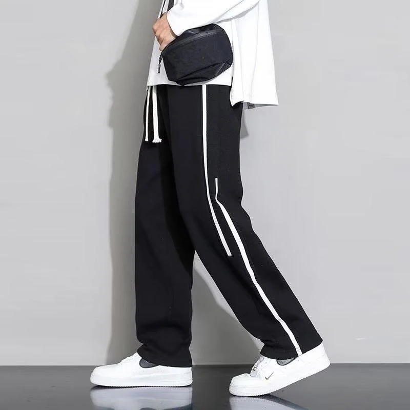 Men's Lightweight Straight Leg Sweatpants Spring Summer Casual Loose Fit Striped Athletic Pants for Daily Wear
Men's Lightweight Straight Leg Sweatpants Spring Summer Casual Loose Fit Striped Athletic Pants for Daily Wear
