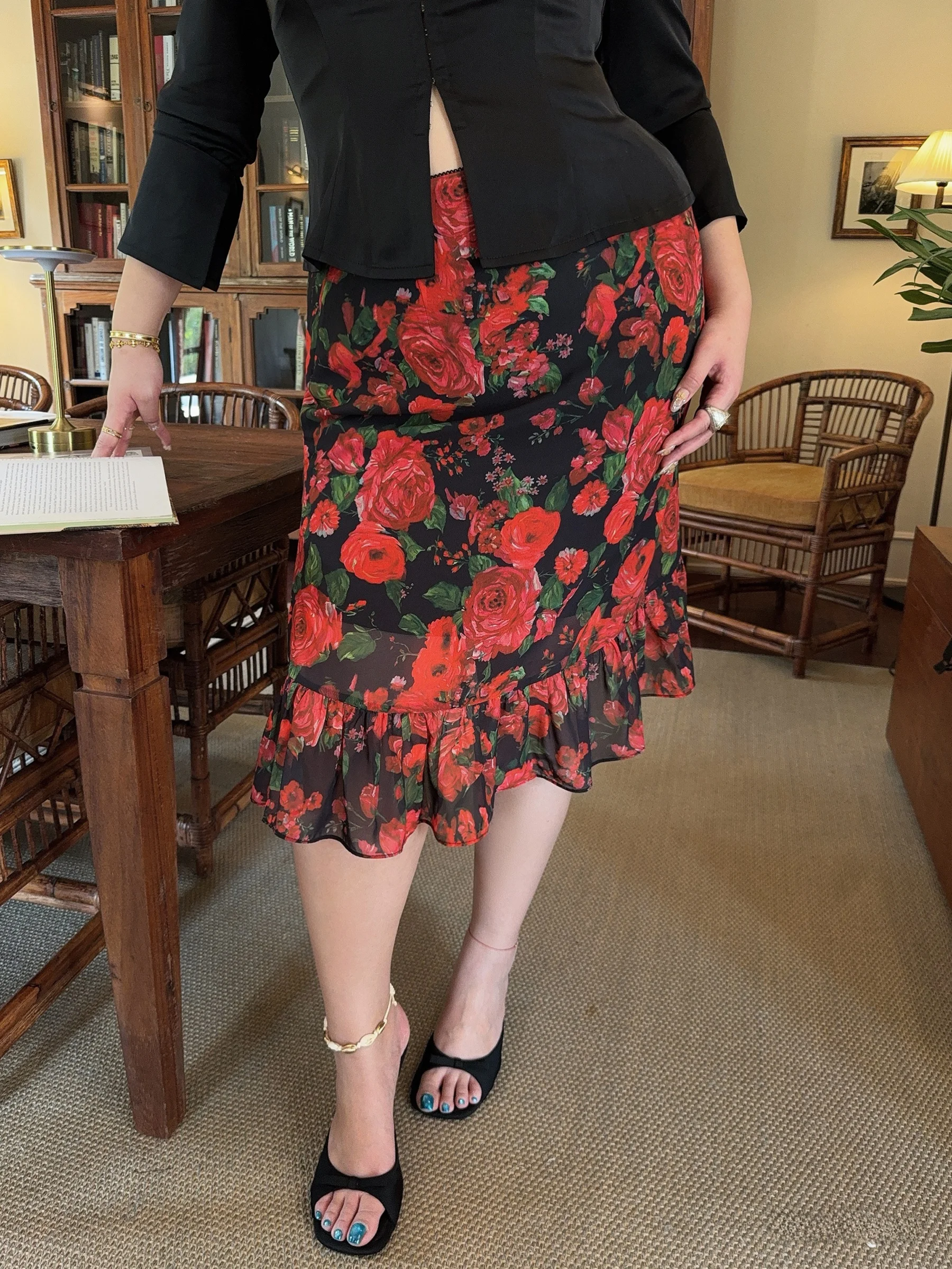 Boolibyoo Large Size Vintage Rose Floral Print Double Layered Chiffon Half Skirt Women's Fashion High Waist Polyester Skirt
Boolibyoo Large Size Vintage Rose Floral Print Double Layered Chiffon Half Skirt Women's Fashion High Waist Polyester Skirt