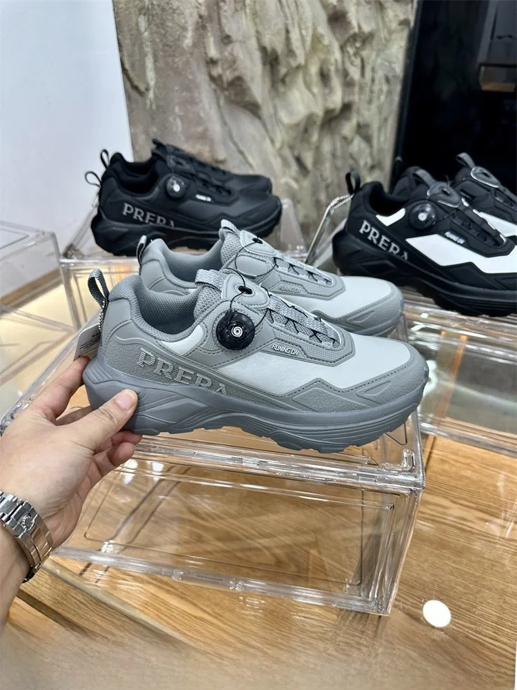 Men's Outdoor Running Shoes Breathable Sporty Low Top Spring Autumn Rotation Buckle Thick Bottom Anti-Slip Casual Shoes
Men's Outdoor Running Shoes Breathable Sporty Low Top Spring Autumn Rotation Buckle Thick Bottom Anti-Slip Casual Shoes