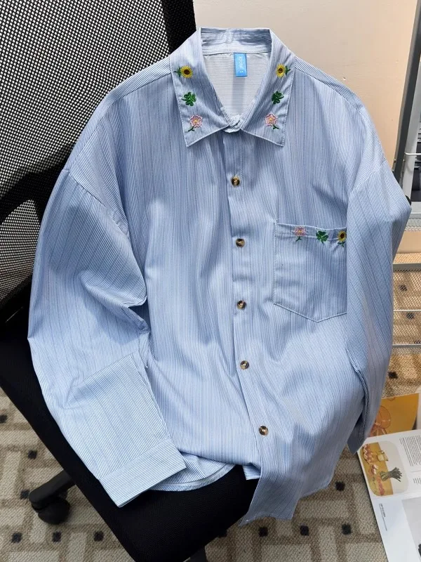 Повседневная полосатая рубашка свободного кроя с длинным рукавом, весенняя, молодежная, с художественным дизайном, с эффектом водной стирки, стандартной длины
Повседневная полосатая рубашка свободного кроя с длинным рукавом, весенняя, молодежная, с художественным дизайном, с эффектом водной стирки, стандартной длины