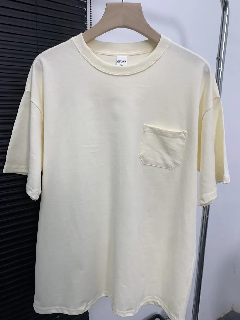 CYOLO Brand Beige Pocket T-Shirt Unisex 100% Premium Cotton Simple Summer T Shirt Short Sleeve Ultra Quality Tee Top O Neck 2025
CYOLO Brand Beige Pocket T-Shirt Unisex 100% Premium Cotton Simple Summer T Shirt Short Sleeve Ultra Quality Tee Top O Neck 2025