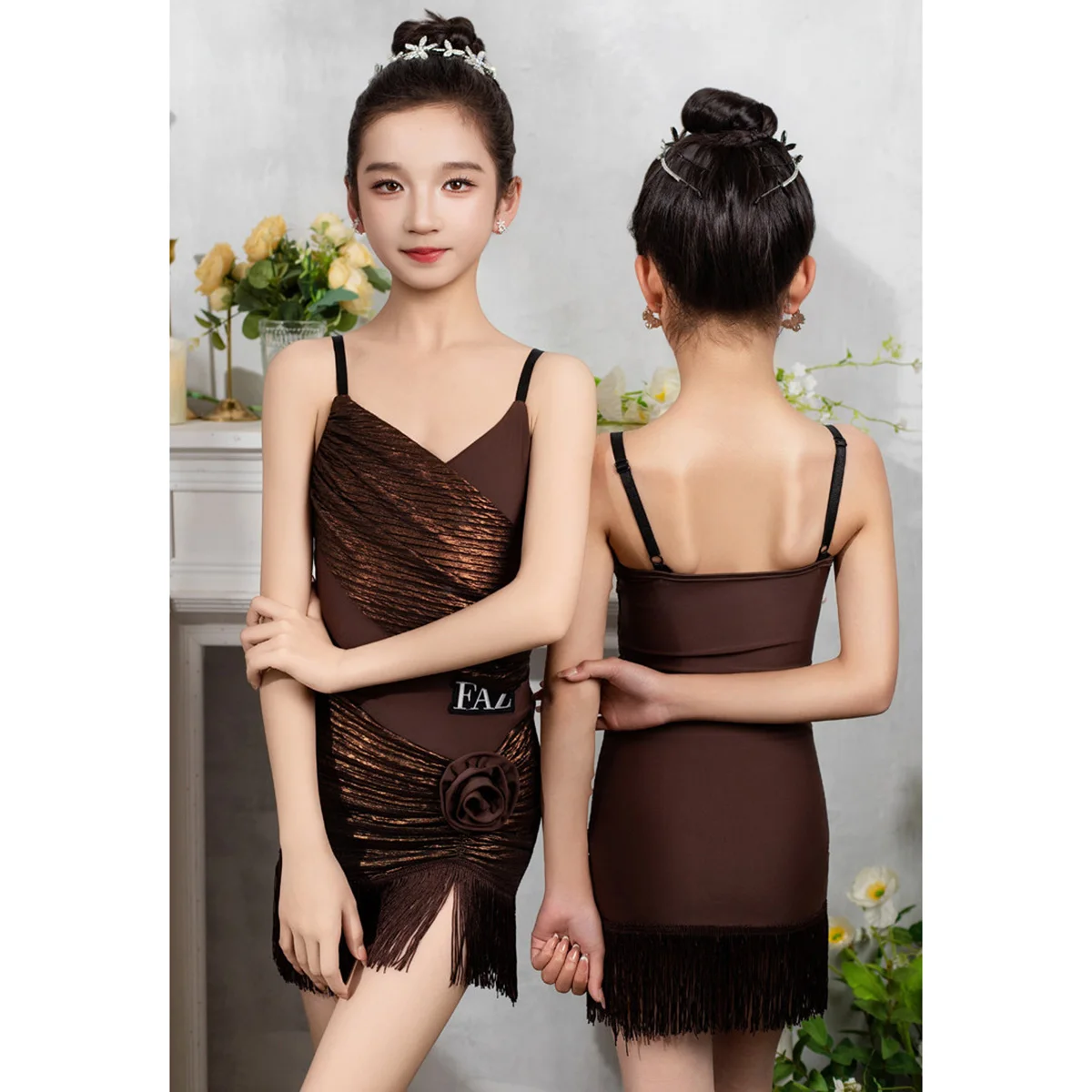 Girls Latin Dancewear Practice Strape Bodysuit and Tassel Skirts Rumba Competition Costume Standard Ballroom Dancewear
Girls Latin Dancewear Practice Strape Bodysuit and Tassel Skirts Rumba Competition Costume Standard Ballroom Dancewear