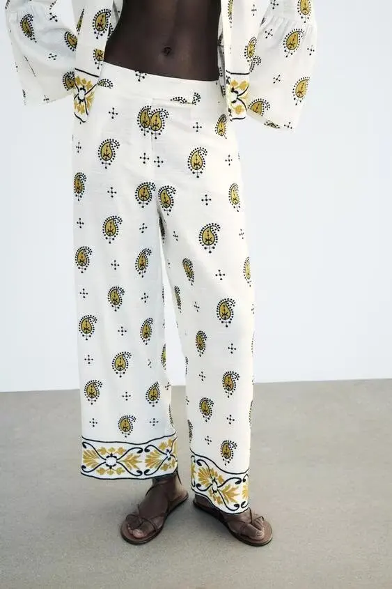 BB6626 2025 Autumn New Women's Clothing, European and American Style, Casual Fashion, Embroidered Wide Leg Pants, Pants 4387082 
BB6626 2025 Autumn New Women's Clothing, European and American Style, Casual Fashion, Embroidered Wide Leg Pants, Pants 4387082