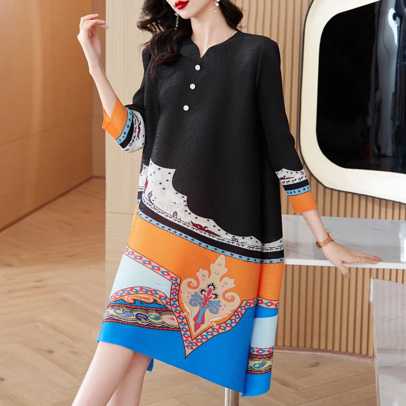 2023 New Fashion Pleated Dress Women's Spring And Autumn Versatile V-neck 7/4 Sleeve Loose Fit Casual Party Dress
2023 New Fashion Pleated Dress Women's Spring And Autumn Versatile V-neck 7/4 Sleeve Loose Fit Casual Party Dress