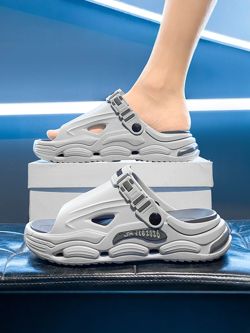 Men's Summer Outdoor Wear Anti-Slip Odor-Resistant Thick Bottom Beach Sandals Casual Sports Unisex Flat Slippers EVA Material
Men's Summer Outdoor Wear Anti-Slip Odor-Resistant Thick Bottom Beach Sandals Casual Sports Unisex Flat Slippers EVA Material