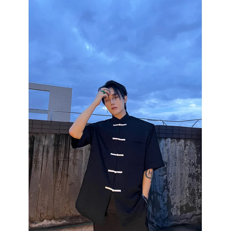 Новая мужская льняная куртка-бомбер в китайском стиле, модная повседневная куртка с отложным воротником для молодежи, весна-лето
Новая мужская льняная куртка-бомбер в китайском стиле, модная повседневная куртка с отложным воротником для молодежи, весна-лето