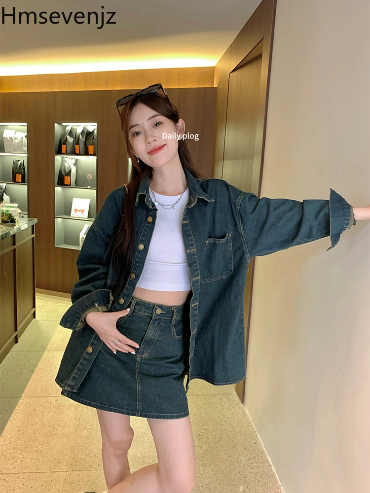 Fashion Women Skirts Suit Vintage Polo Neck Denim Shirt Coat Spring High Waist Wrap Hip Short Skirt Two Piece Set Women Outfits
Fashion Women Skirts Suit Vintage Polo Neck Denim Shirt Coat Spring High Waist Wrap Hip Short Skirt Two Piece Set Women Outfits