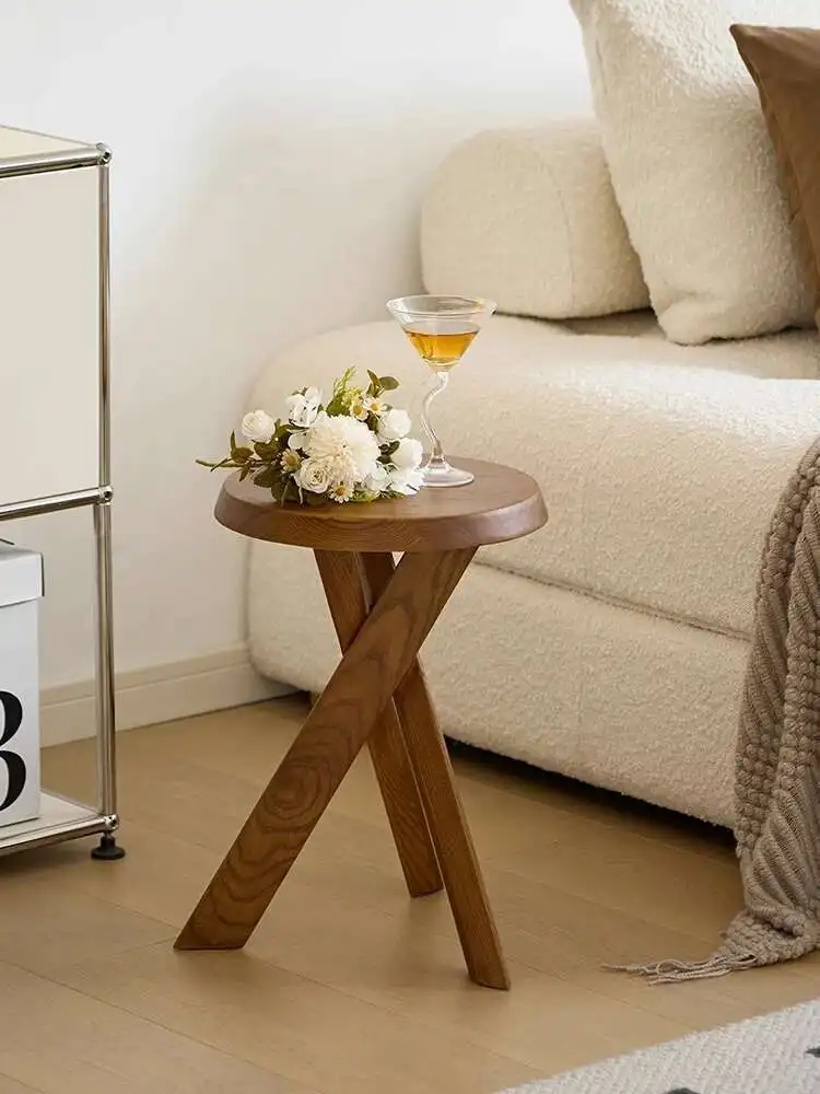 Medieval Solid Wood Side Table Small Coffee Table Living Room Corner Table Round Bedside Table Tea Table
Medieval Solid Wood Side Table Small Coffee Table Living Room Corner Table Round Bedside Table Tea Table